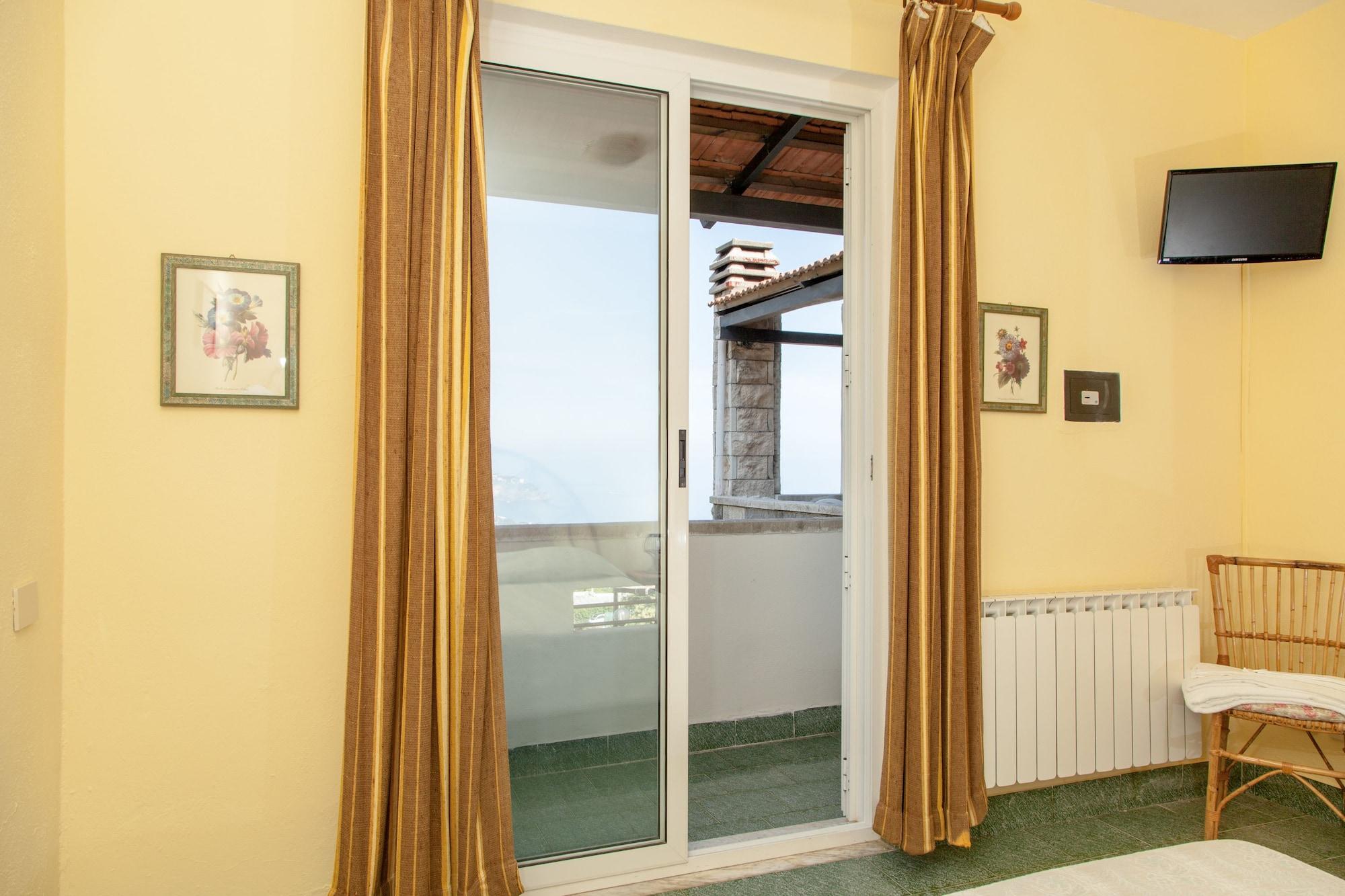 Hotel Ape Regina Casamicciola Terme Bagian luar foto