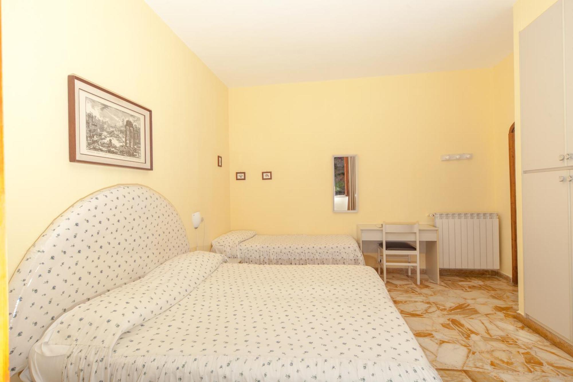 Hotel Ape Regina Casamicciola Terme Ruang foto