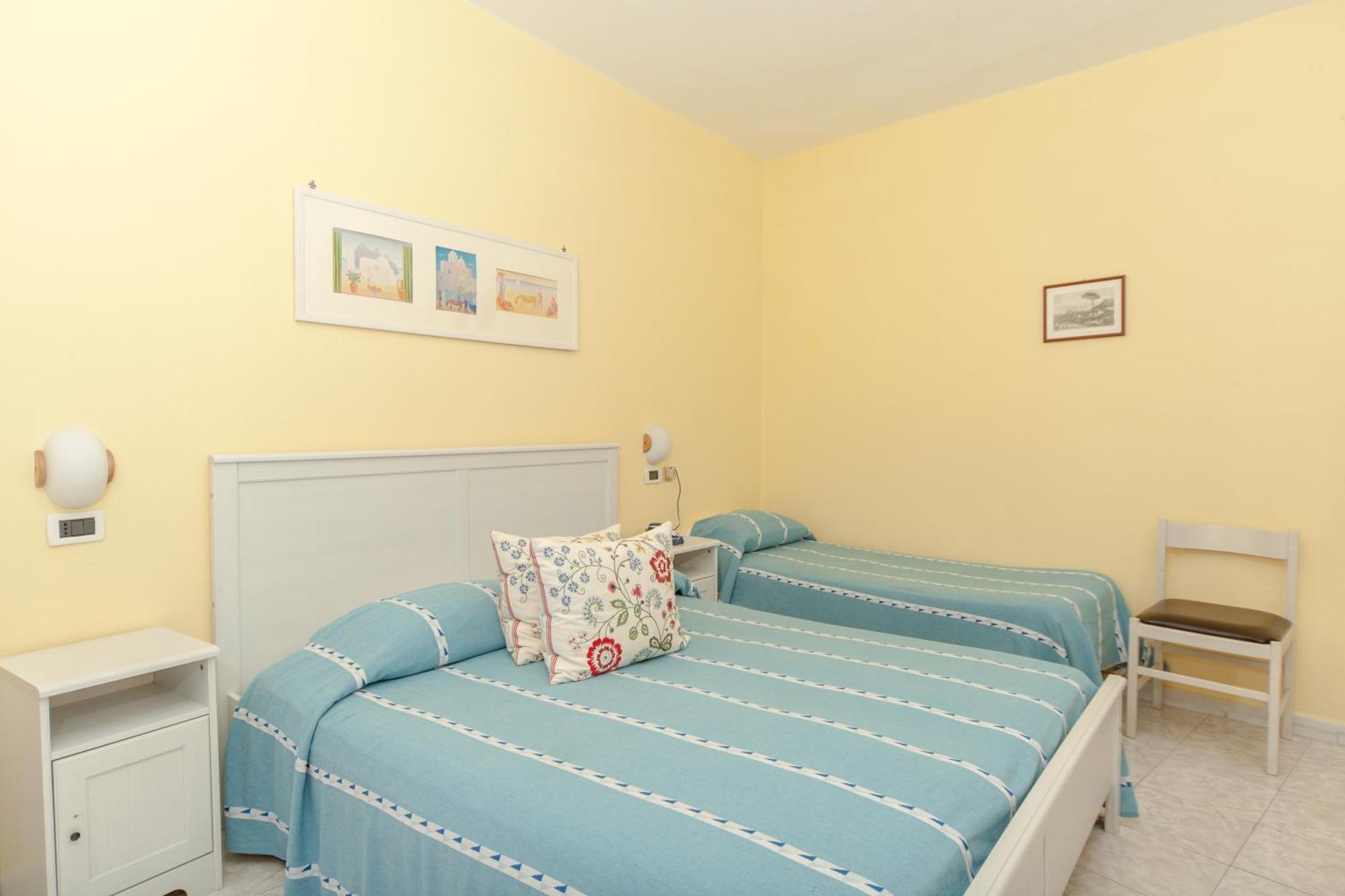 Hotel Ape Regina Casamicciola Terme Ruang foto