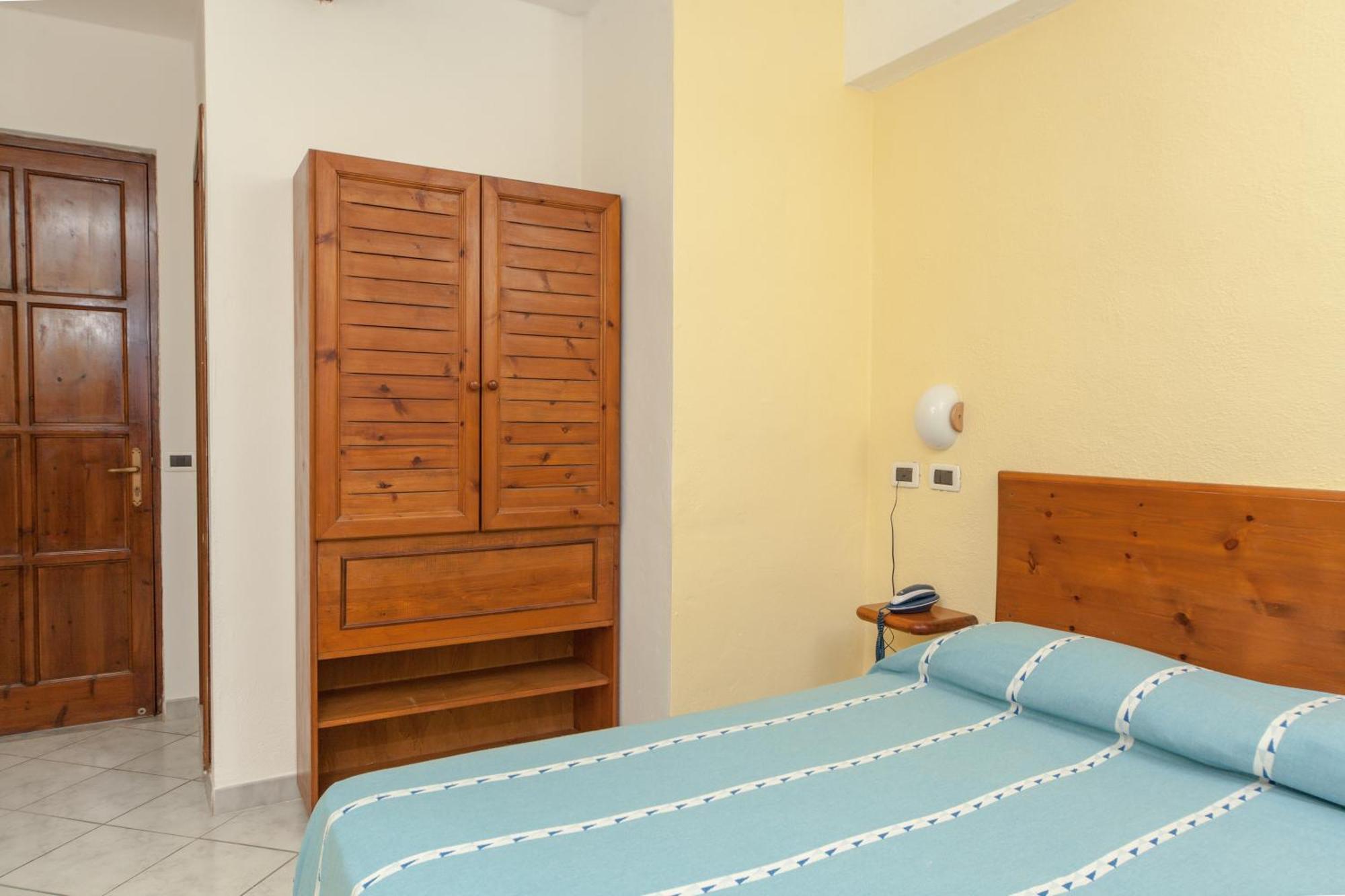 Hotel Ape Regina Casamicciola Terme Ruang foto