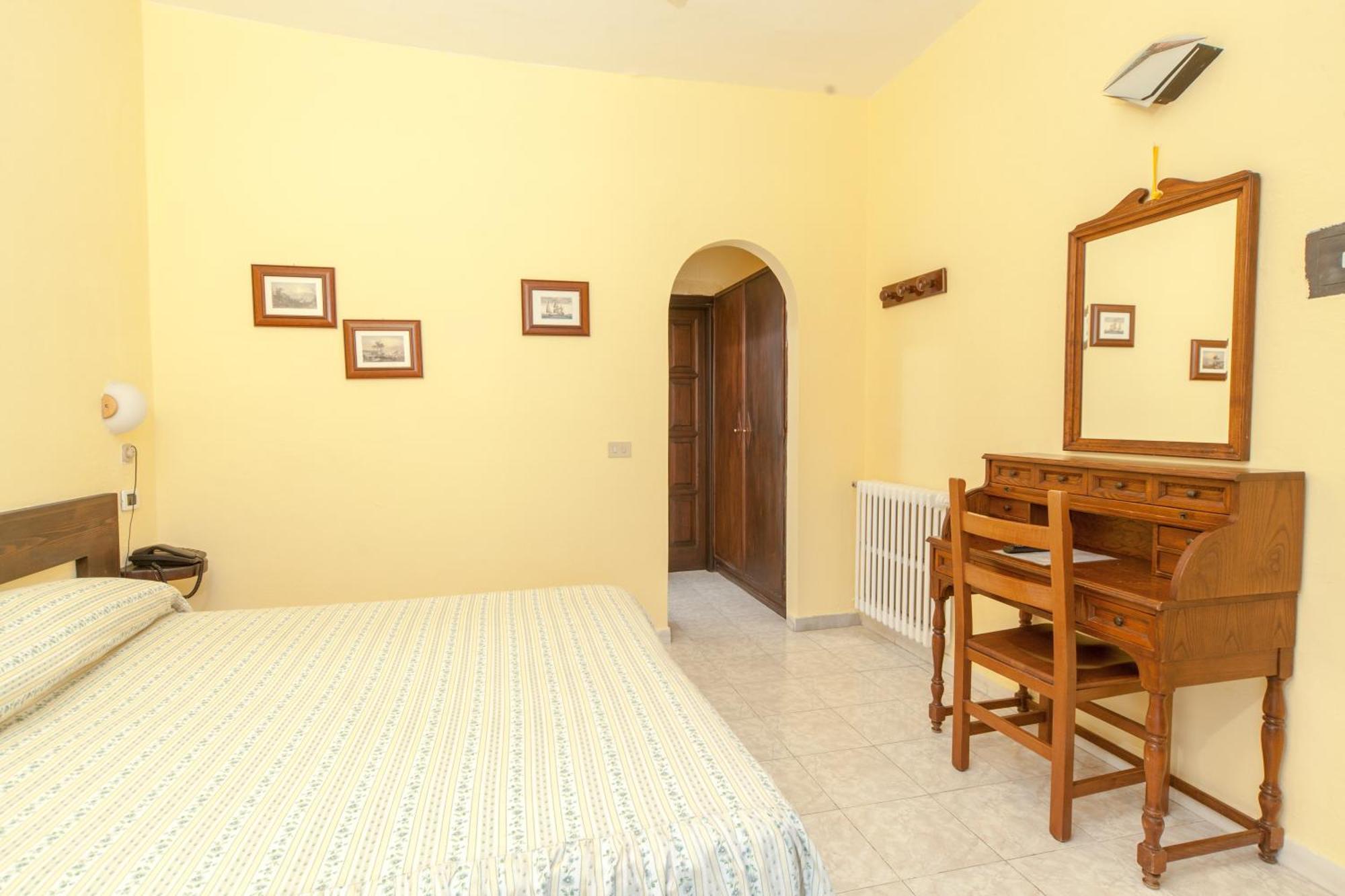 Hotel Ape Regina Casamicciola Terme Ruang foto
