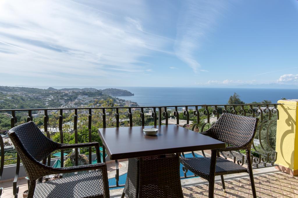 Hotel Ape Regina Casamicciola Terme Bagian luar foto