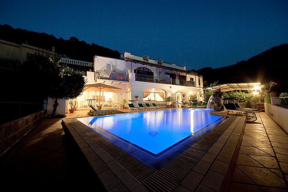 Hotel Ape Regina Casamicciola Terme Bagian luar foto